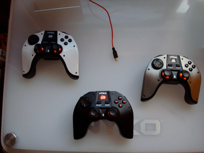 Illustration for article titled Nyko Gaming Goodness: Guitar Hero / Rock Band Guitar, Wireless Nunchuck, PS3 Rumble and More